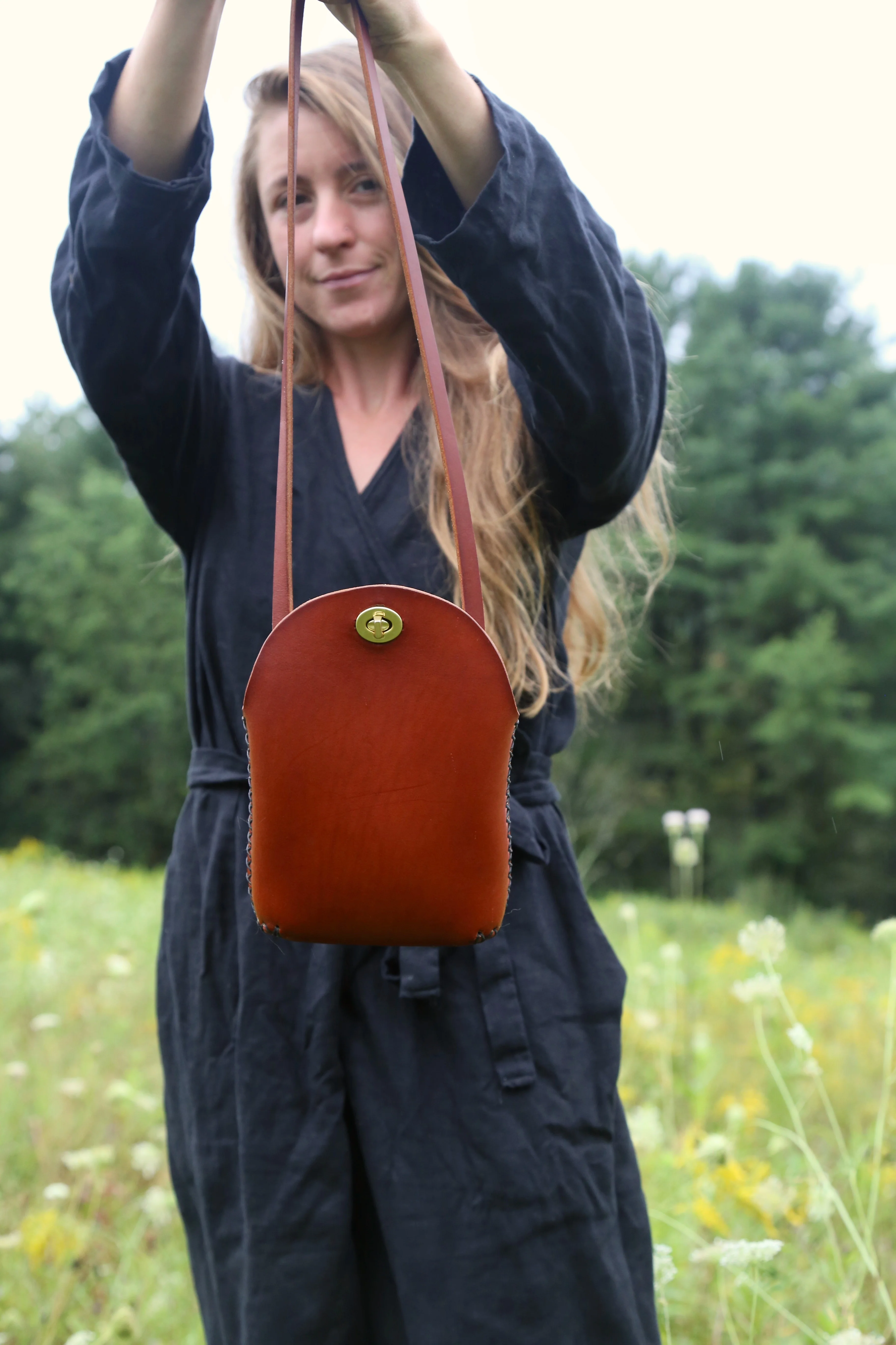 Cherrywood Red Minimalist Crossbody Bag - Image 3