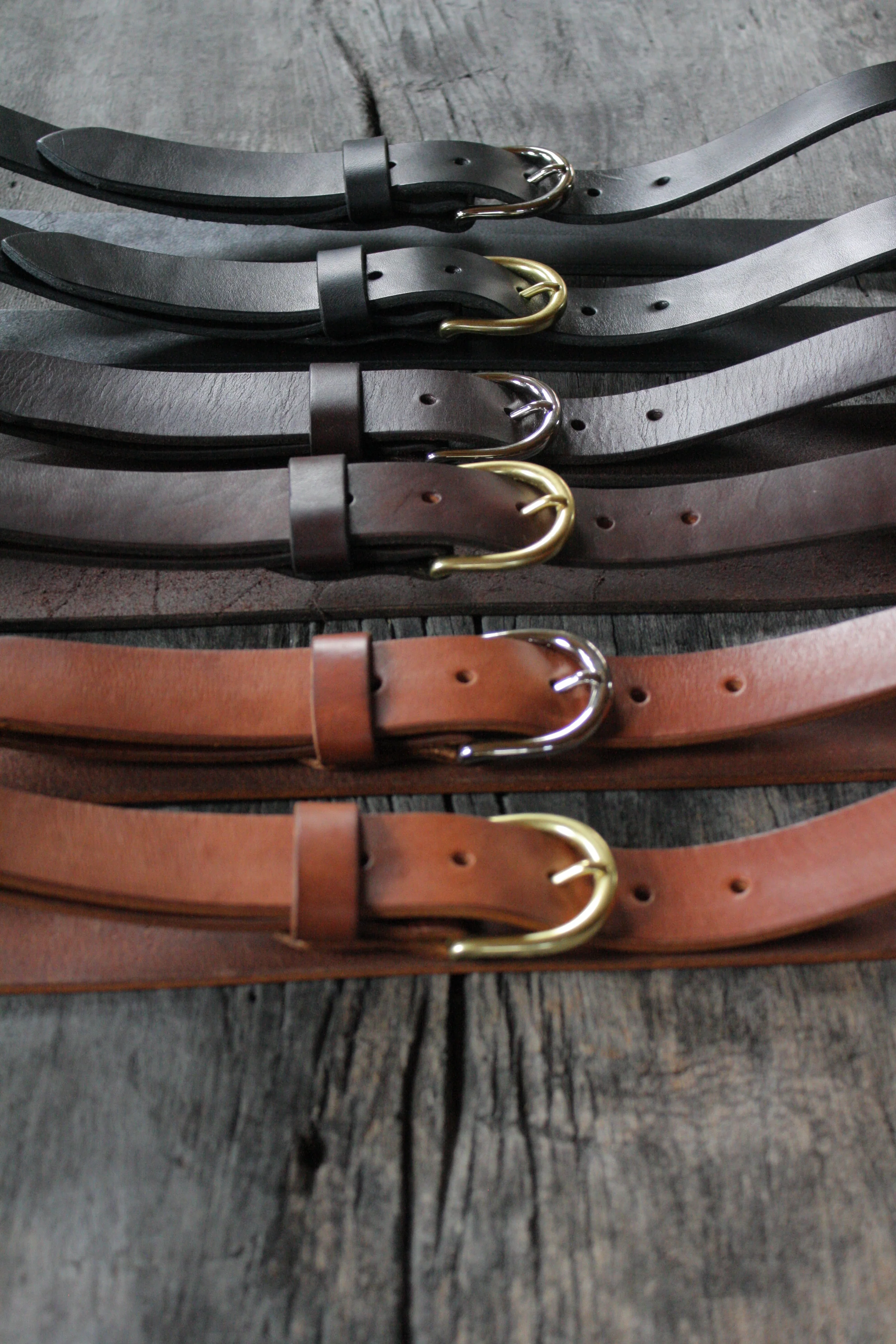 Classic 1.25" Handmade Leather Belt - Image 4