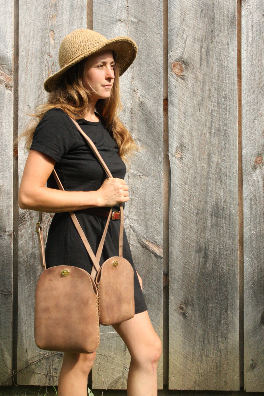 Minimalist Crossbody Bag - Image 7