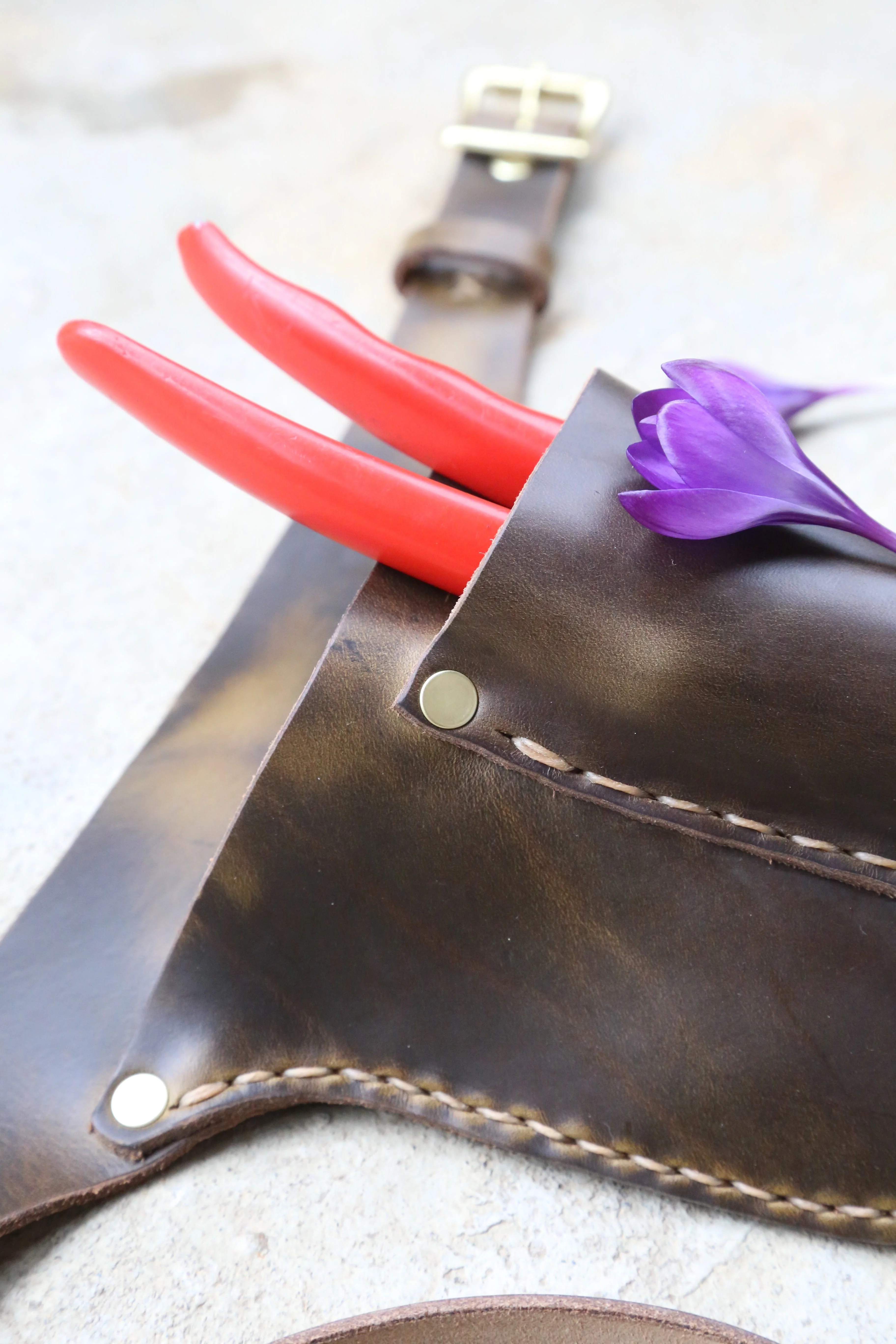 Olive Garden Tool Belt - Image 3