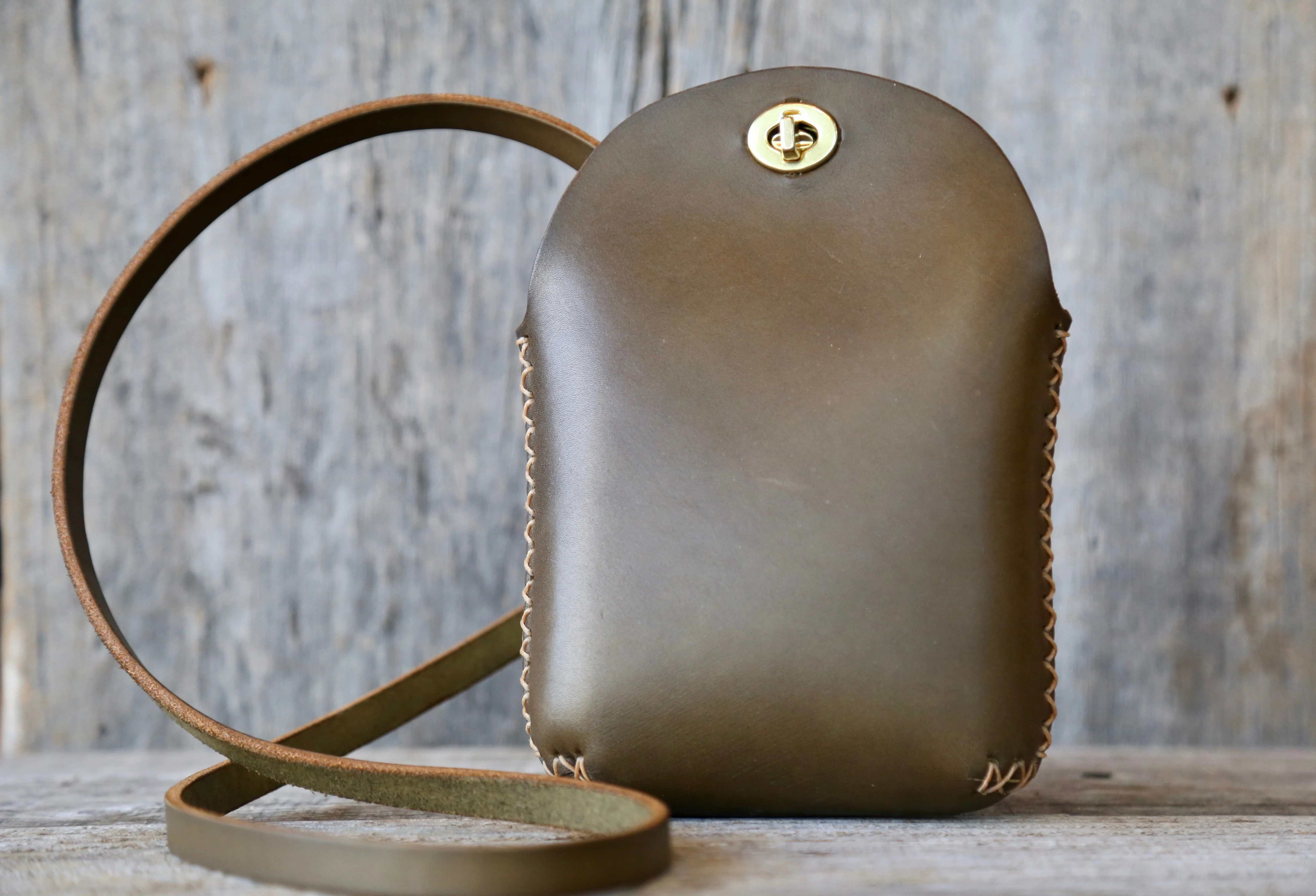 Olive Green Small Minimalist Crossbody Bag - Image 3